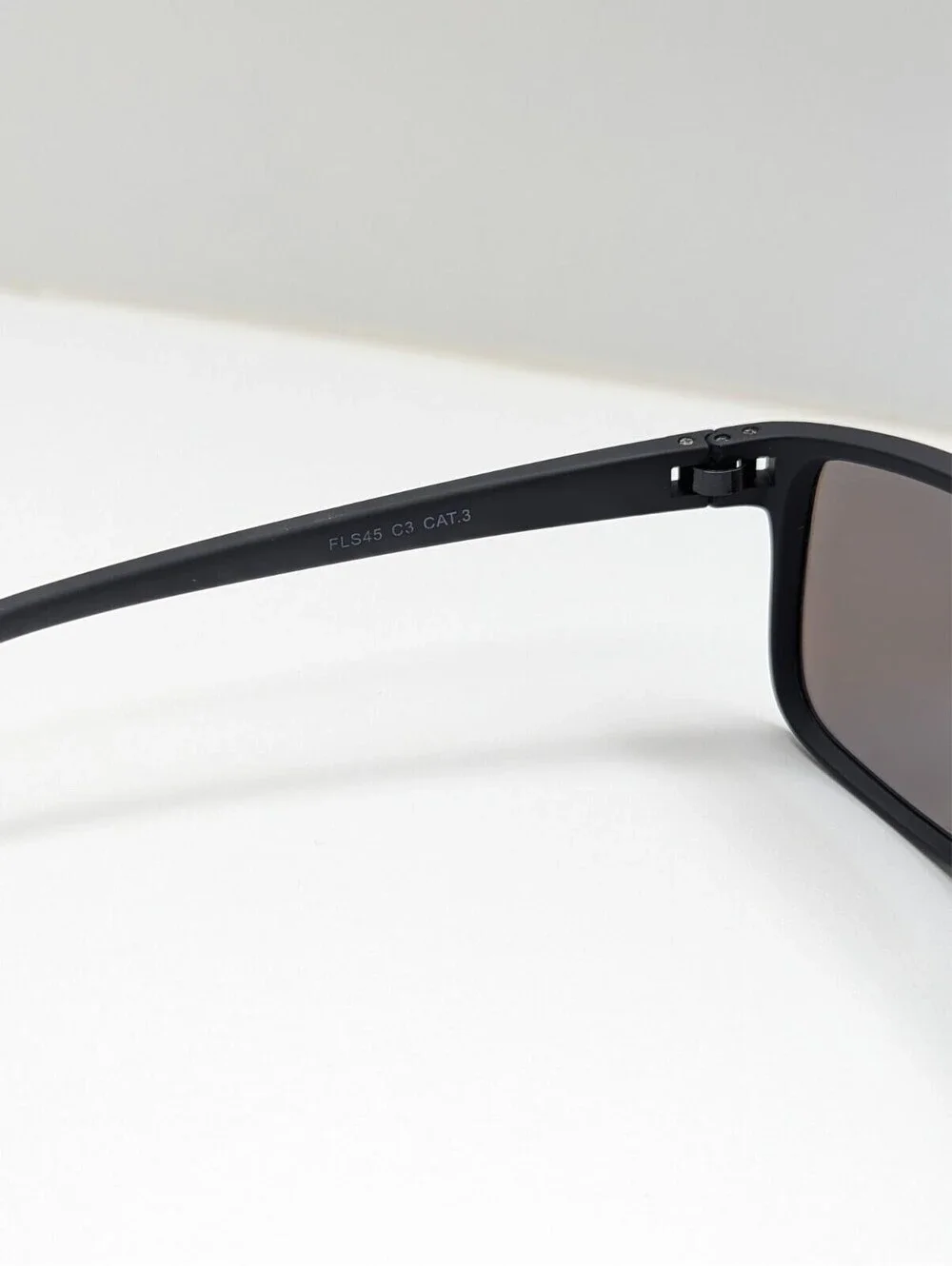 UKCA FLS45 C3 CAT 3 Polarized Blue Mirror Lens Black Frame Men’s Sunglasses